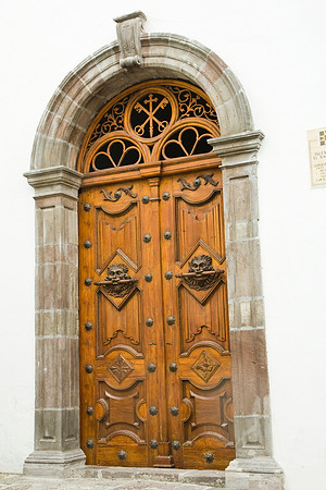 el Sagrario Church Quito KAC6100