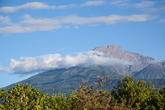 Mount Meru KAC0599