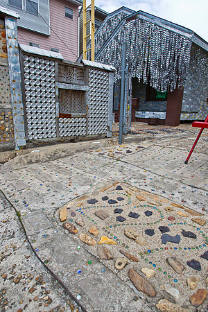 Beer Can House KAC9576