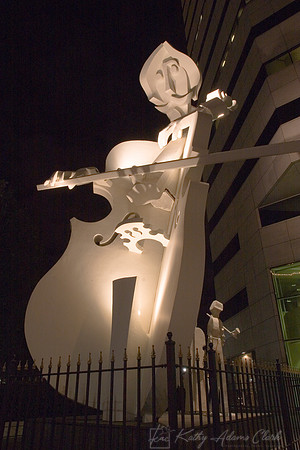 Giant Celloist sculpture Houston at night KAC120504