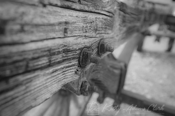 Rusting Equipment KAC7286bw_1