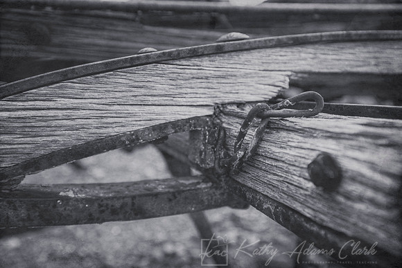 Rusting Equipment KAC7282bw