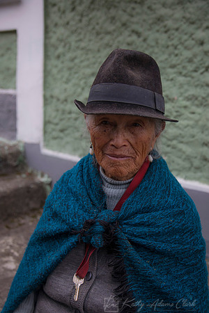 Lady Ecuador KAC9160