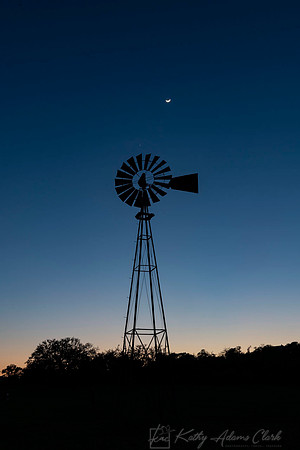 Wildmill and crescent moon KAC1402