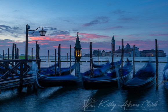 Gondolas Venice KAC1139