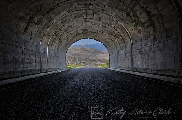Tunnel Big Bend KAC7303_aurora