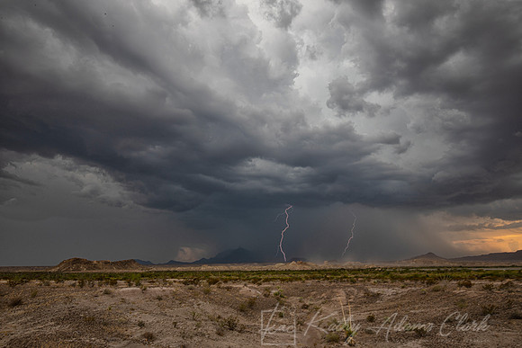 Lightning Storm KAC0320_32blend