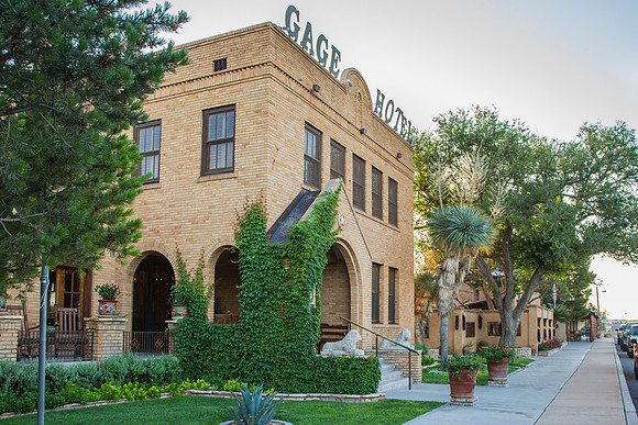 1 Gage Hotel KAC3623