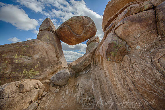 HDR Balanced Rock Big Bend KAC0138_HDR